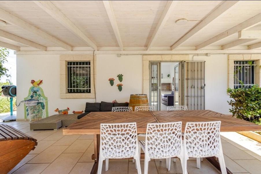 Casa Relax, Comfortable Villa With Sauna And View Мартина Франка Екстериор снимка